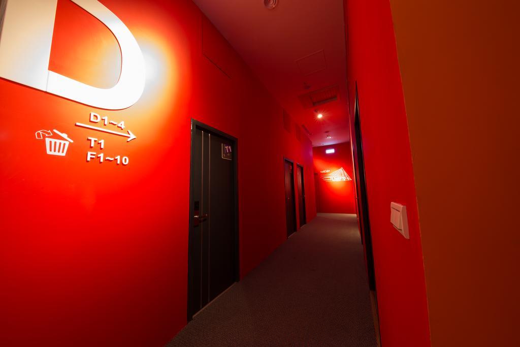 Sleepbox Hostel Taipei Exterior photo