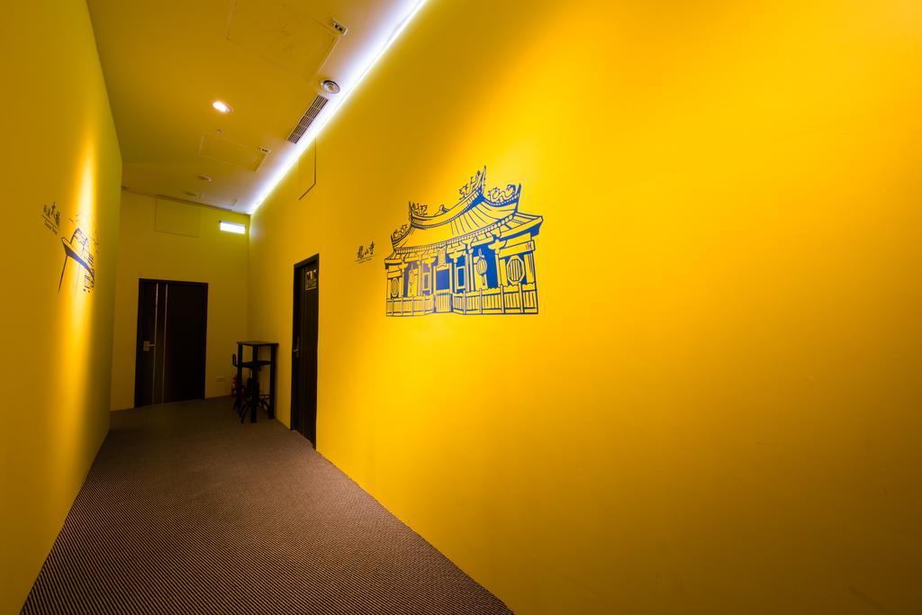 Sleepbox Hostel Taipei Exterior photo