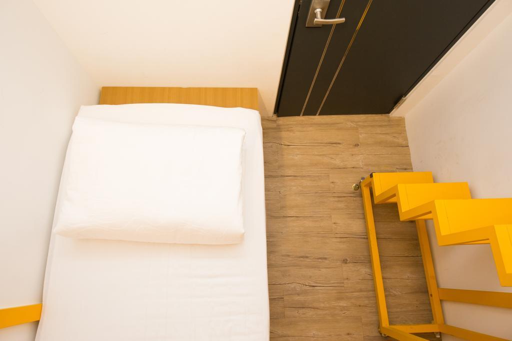 Sleepbox Hostel Taipei Exterior photo
