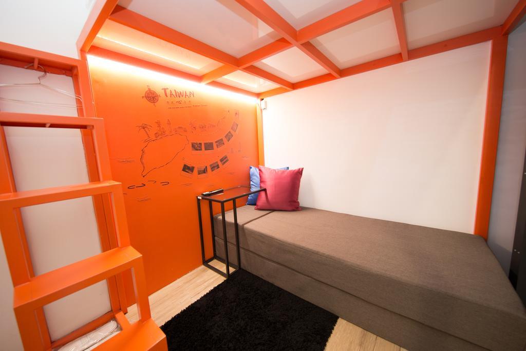 Sleepbox Hostel Taipei Exterior photo