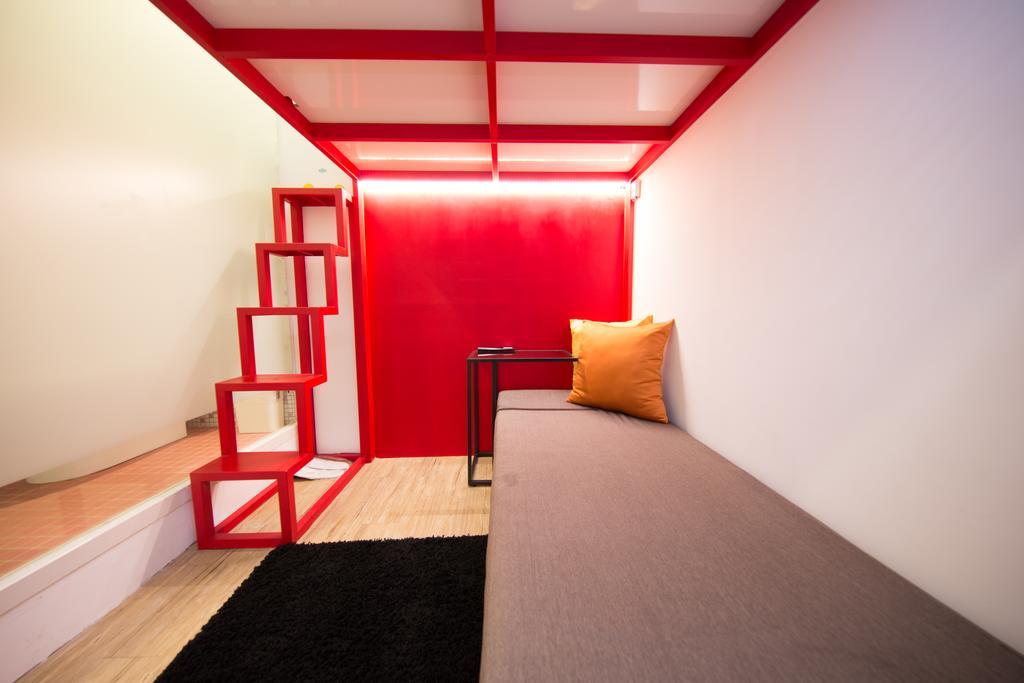 Sleepbox Hostel Taipei Exterior photo