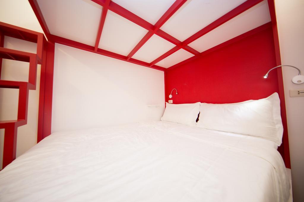 Sleepbox Hostel Taipei Exterior photo