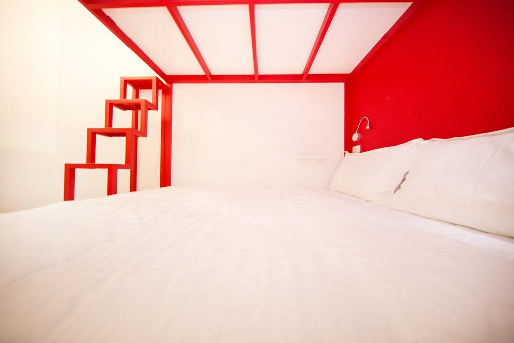Sleepbox Hostel Taipei Exterior photo