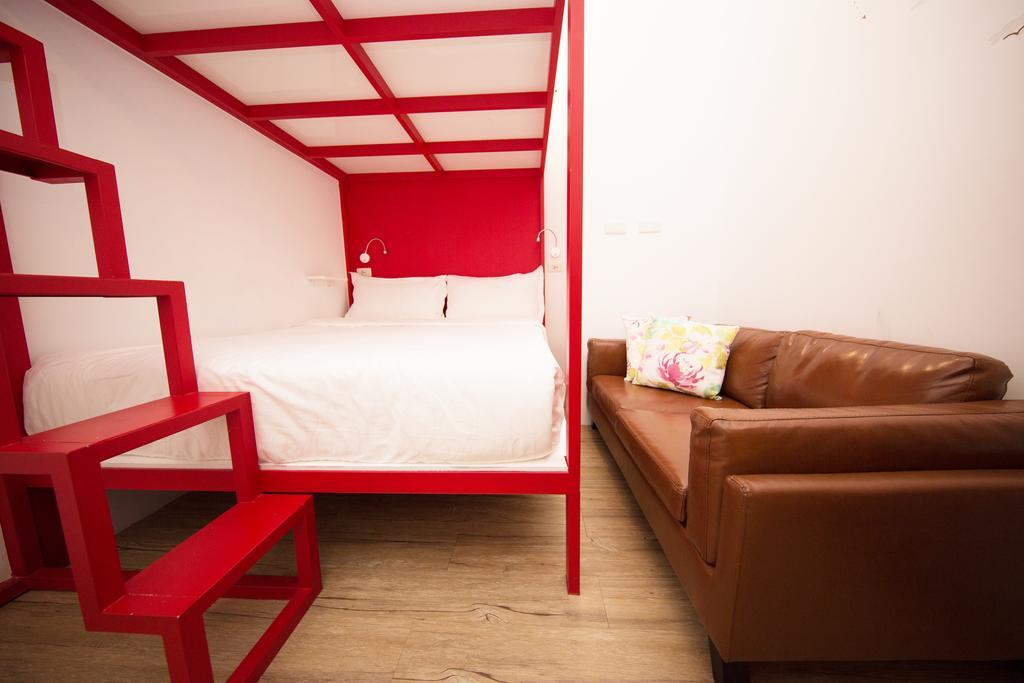 Sleepbox Hostel Taipei Exterior photo